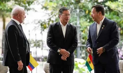 La cumbre presidencial amazónica de Bogotá cierra sin freno a los combustibles fósiles, pero con impulso para los indígenas